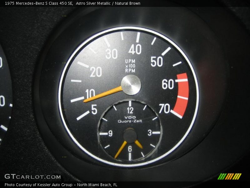  1975 S Class 450 SE 450 SE Gauges