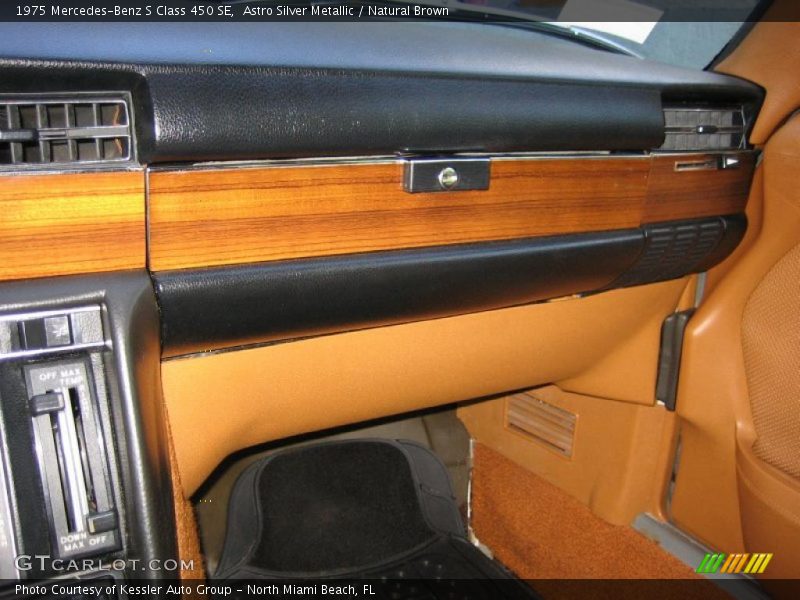 Dashboard of 1975 S Class 450 SE