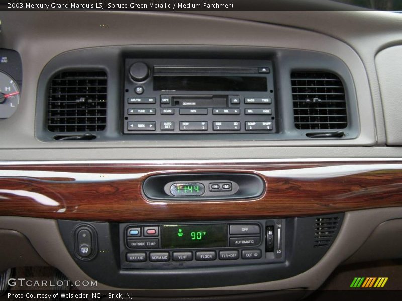 Spruce Green Metallic / Medium Parchment 2003 Mercury Grand Marquis LS