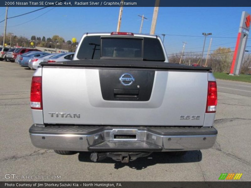 Radiant Silver / Graphite/Titanium 2006 Nissan Titan SE Crew Cab 4x4