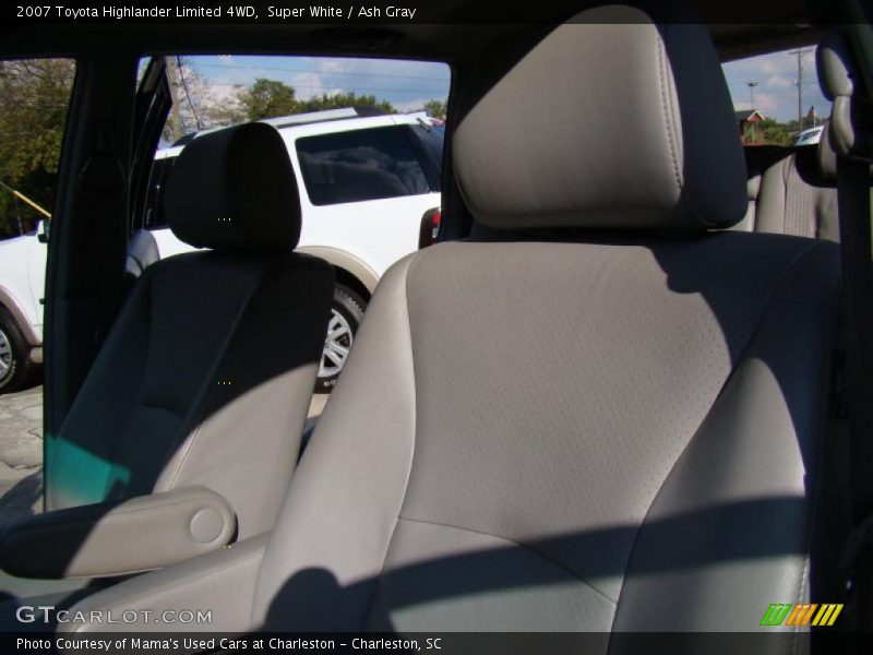 Super White / Ash Gray 2007 Toyota Highlander Limited 4WD