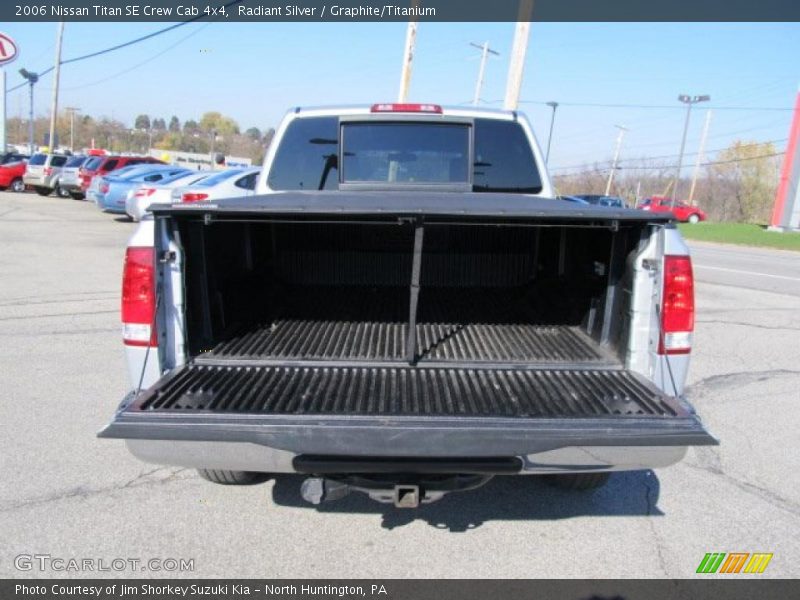 Radiant Silver / Graphite/Titanium 2006 Nissan Titan SE Crew Cab 4x4