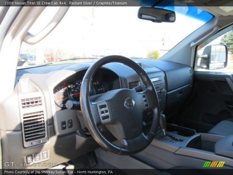 Radiant Silver / Graphite/Titanium 2006 Nissan Titan SE Crew Cab 4x4
