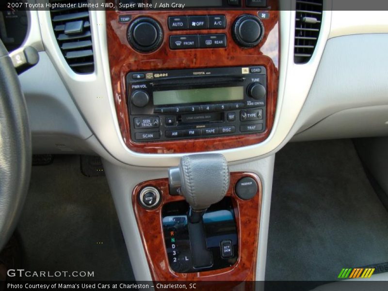 Super White / Ash Gray 2007 Toyota Highlander Limited 4WD