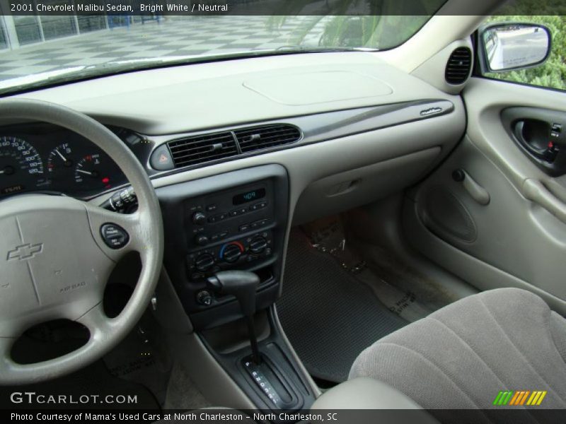 Bright White / Neutral 2001 Chevrolet Malibu Sedan