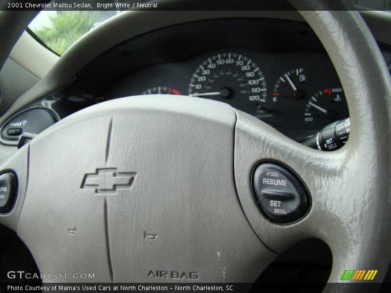 Bright White / Neutral 2001 Chevrolet Malibu Sedan