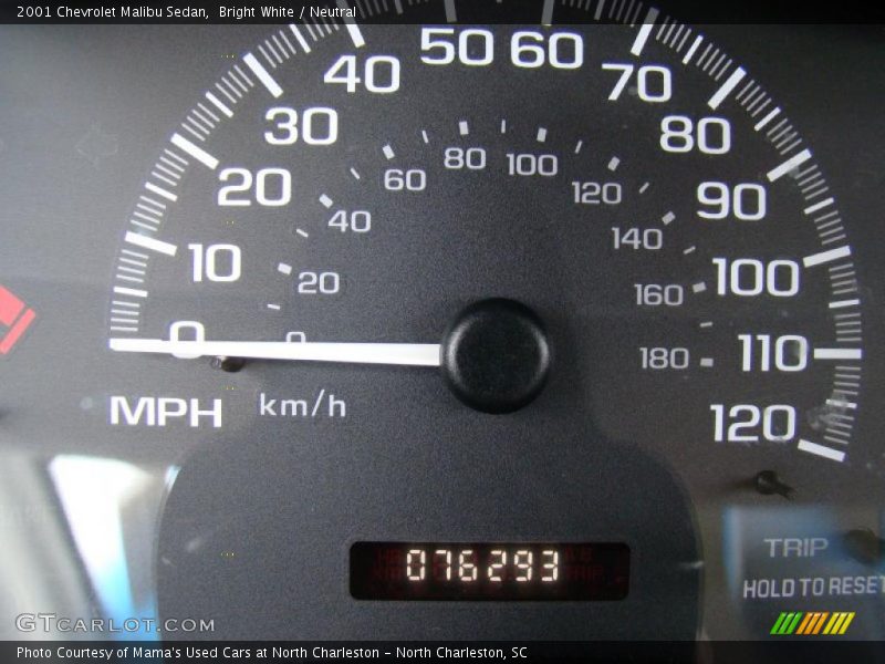 Bright White / Neutral 2001 Chevrolet Malibu Sedan