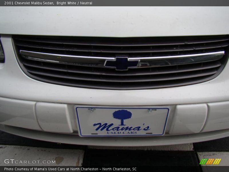 Bright White / Neutral 2001 Chevrolet Malibu Sedan