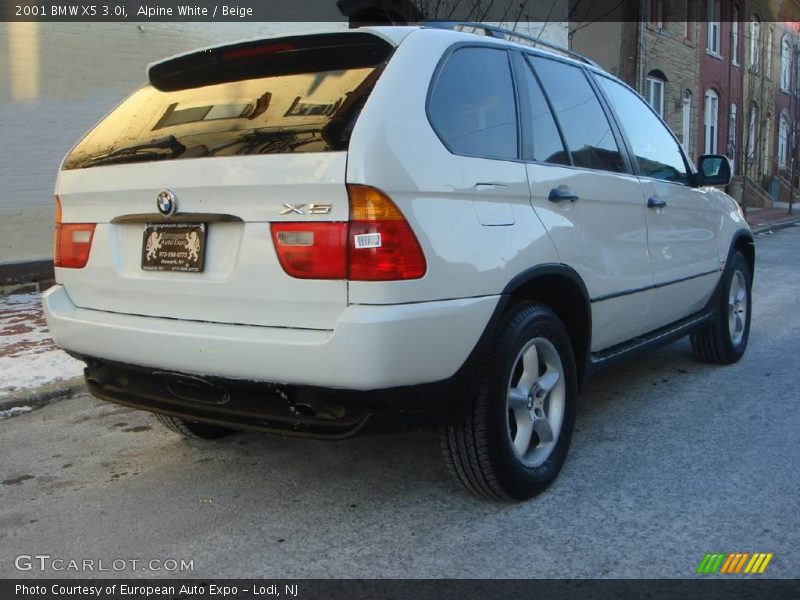 Alpine White / Beige 2001 BMW X5 3.0i