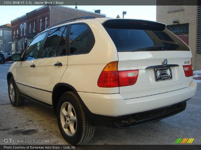 Alpine White / Beige 2001 BMW X5 3.0i