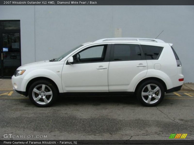 Diamond White Pearl / Black 2007 Mitsubishi Outlander XLS 4WD