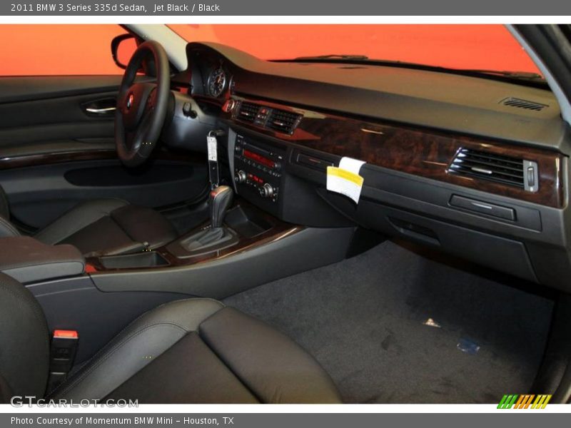 Dashboard of 2011 3 Series 335d Sedan