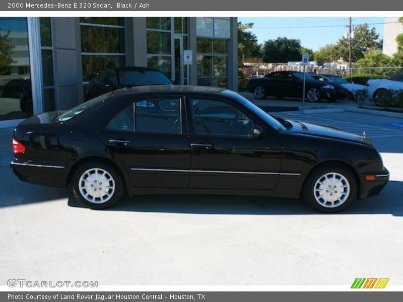 Black / Ash 2000 Mercedes-Benz E 320 Sedan