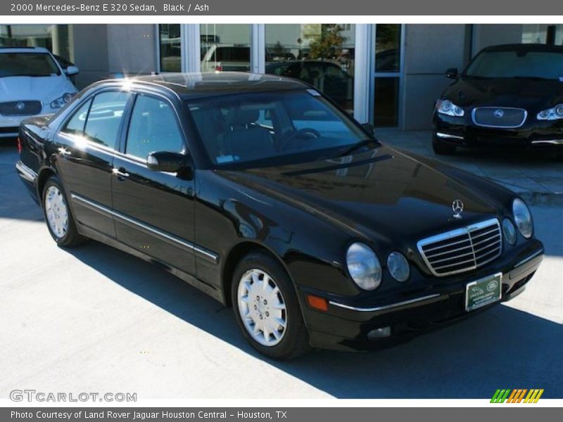 Black / Ash 2000 Mercedes-Benz E 320 Sedan