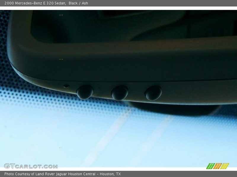 Black / Ash 2000 Mercedes-Benz E 320 Sedan