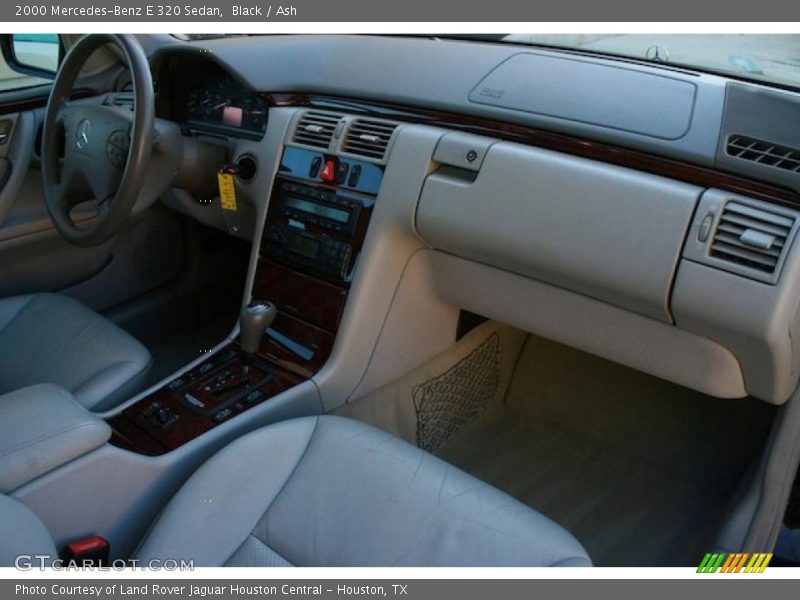 Black / Ash 2000 Mercedes-Benz E 320 Sedan
