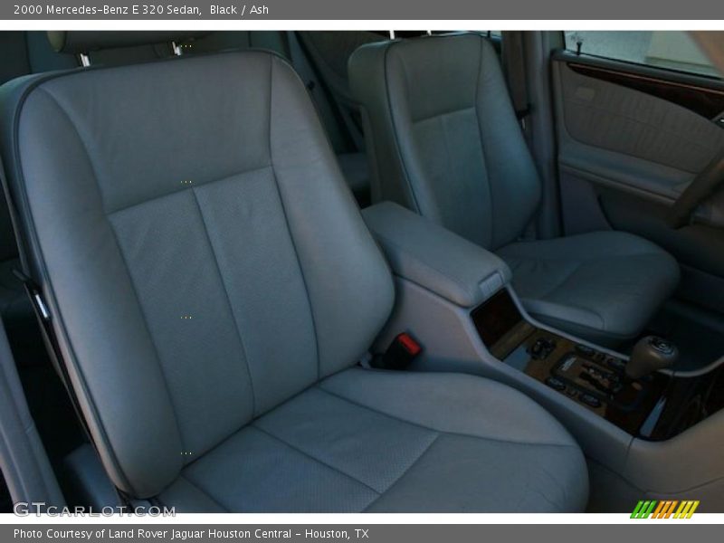 Black / Ash 2000 Mercedes-Benz E 320 Sedan