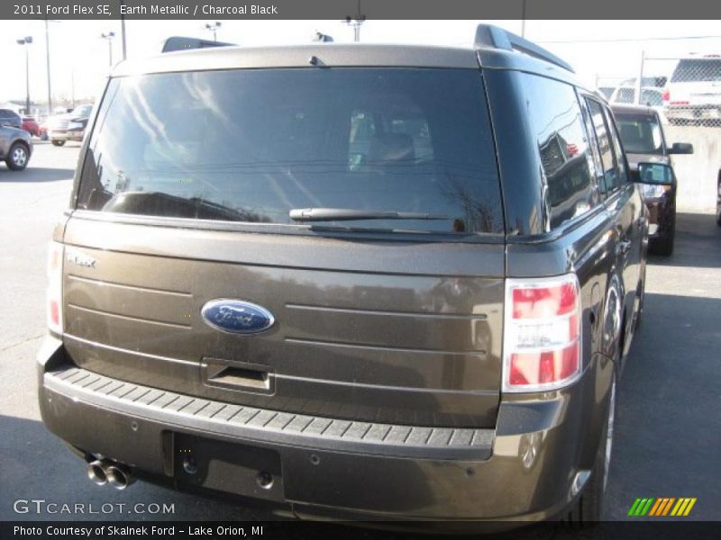 Earth Metallic / Charcoal Black 2011 Ford Flex SE