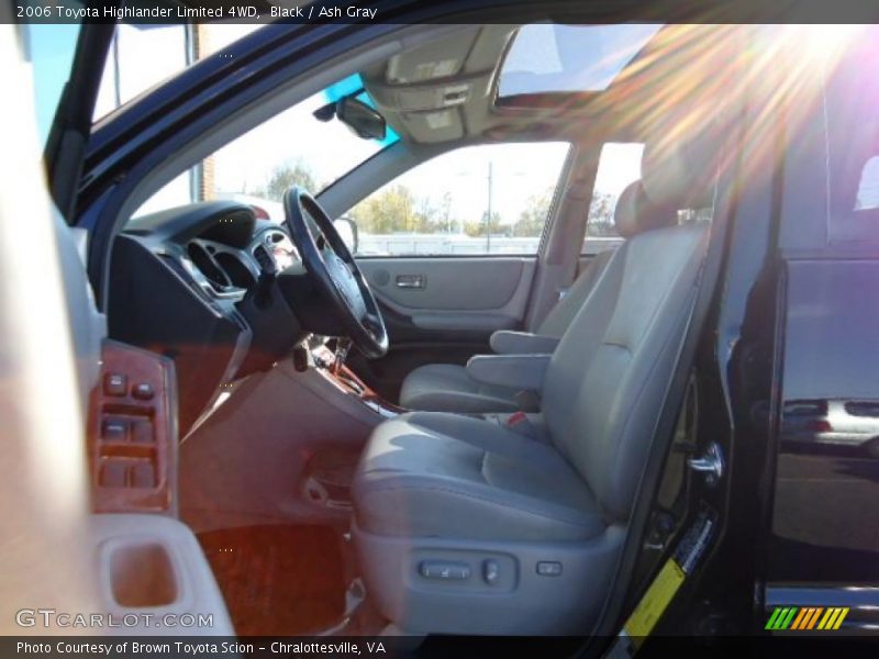 Black / Ash Gray 2006 Toyota Highlander Limited 4WD