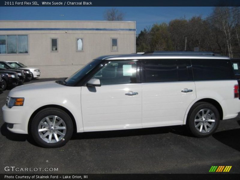 White Suede / Charcoal Black 2011 Ford Flex SEL