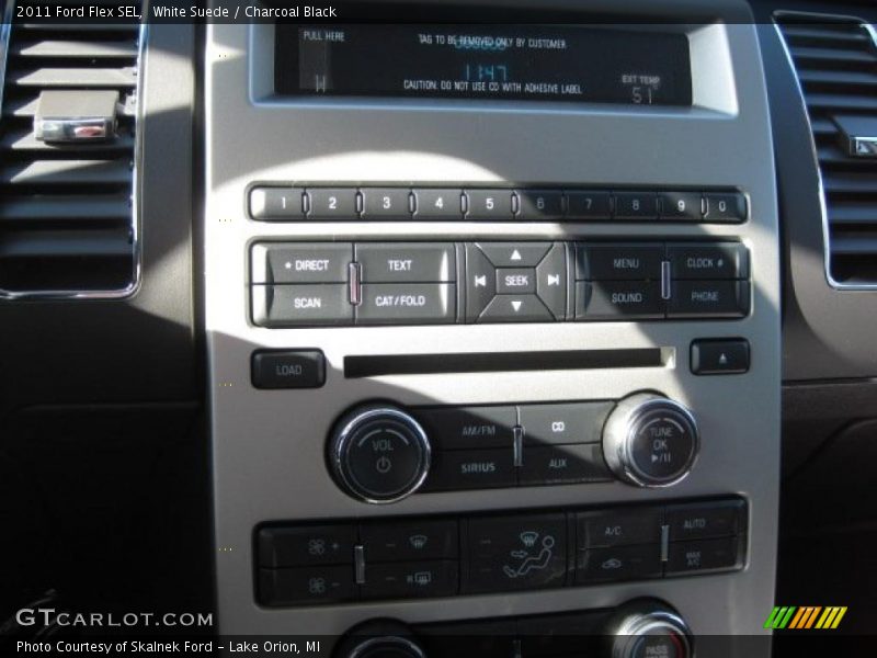 White Suede / Charcoal Black 2011 Ford Flex SEL