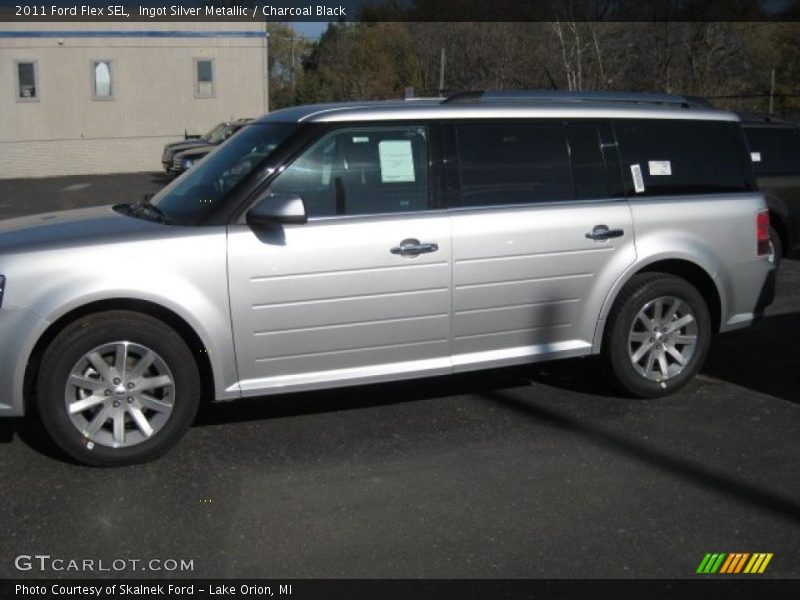 Ingot Silver Metallic / Charcoal Black 2011 Ford Flex SEL