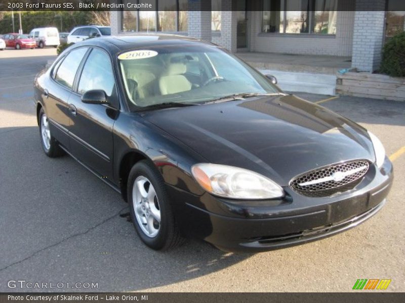 Black / Medium Graphite 2003 Ford Taurus SES