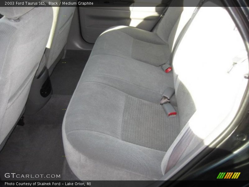 Black / Medium Graphite 2003 Ford Taurus SES