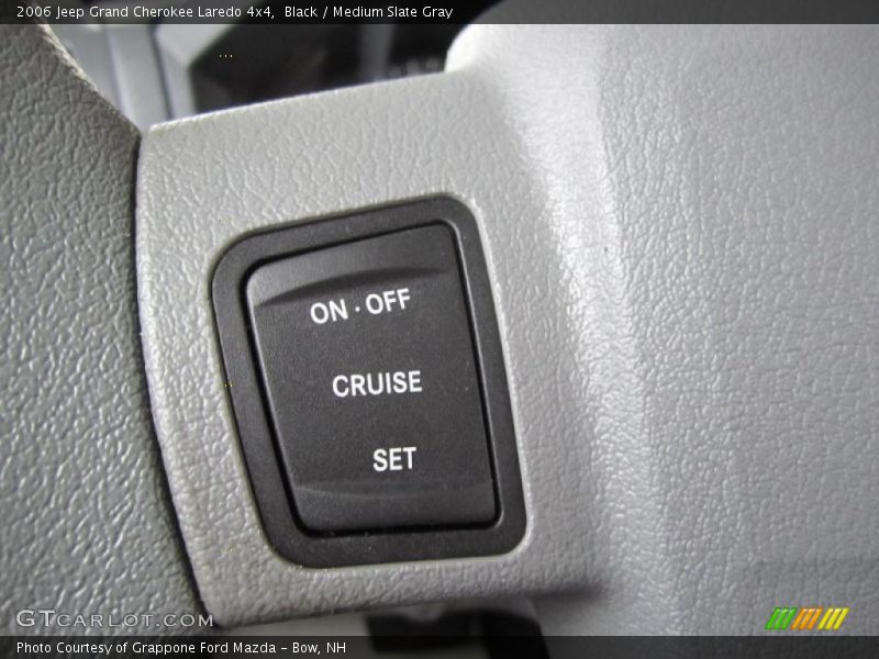 Black / Medium Slate Gray 2006 Jeep Grand Cherokee Laredo 4x4