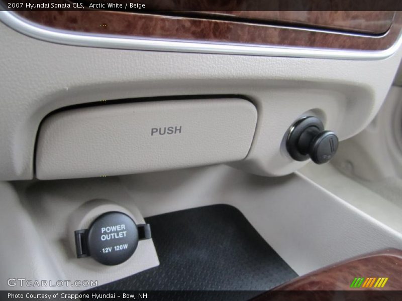Arctic White / Beige 2007 Hyundai Sonata GLS