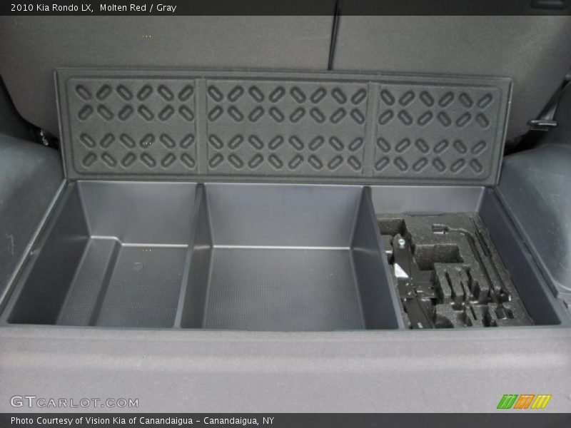 Molten Red / Gray 2010 Kia Rondo LX