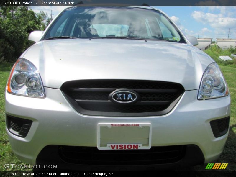 Bright Silver / Black 2010 Kia Rondo LX
