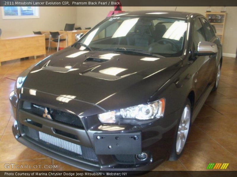 Phantom Black Pearl / Black 2011 Mitsubishi Lancer Evolution GSR