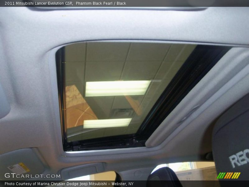 Phantom Black Pearl / Black 2011 Mitsubishi Lancer Evolution GSR