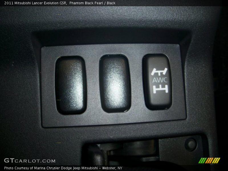 Phantom Black Pearl / Black 2011 Mitsubishi Lancer Evolution GSR