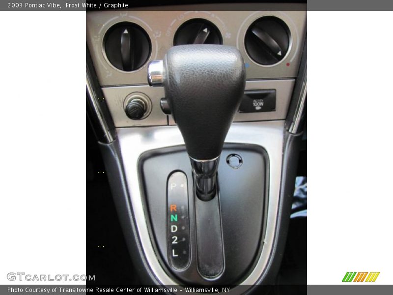 Frost White / Graphite 2003 Pontiac Vibe