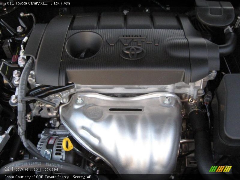 Black / Ash 2011 Toyota Camry XLE