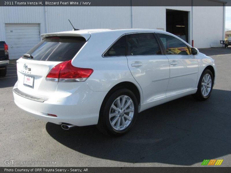 Blizzard Pearl White / Ivory 2011 Toyota Venza I4
