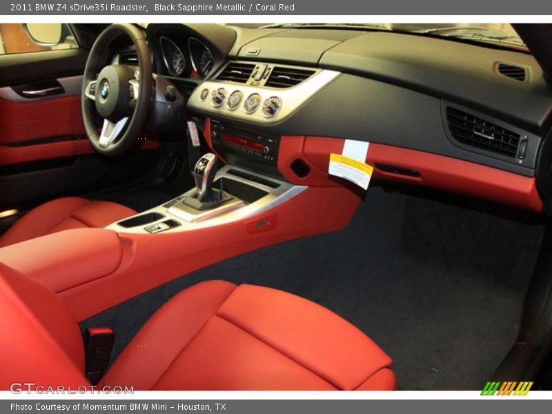 Dashboard of 2011 Z4 sDrive35i Roadster