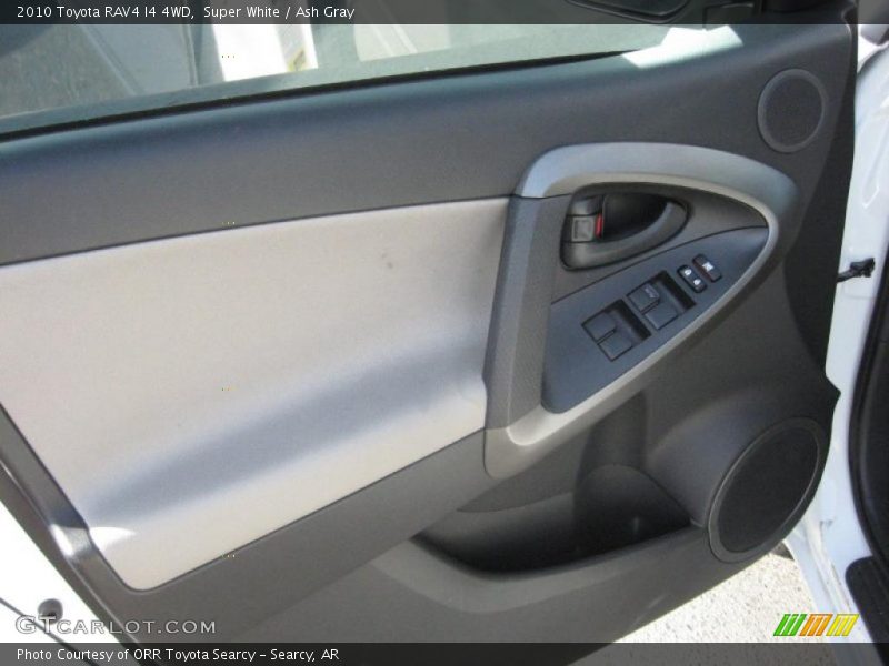 Super White / Ash Gray 2010 Toyota RAV4 I4 4WD