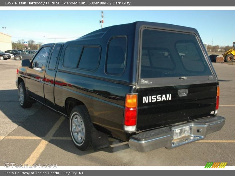 Super Black / Dark Gray 1997 Nissan Hardbody Truck SE Extended Cab