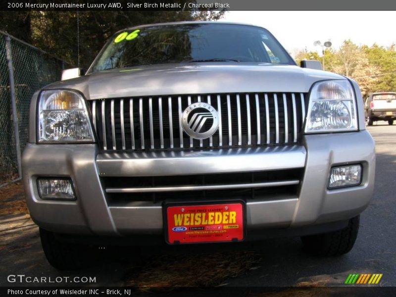 Silver Birch Metallic / Charcoal Black 2006 Mercury Mountaineer Luxury AWD