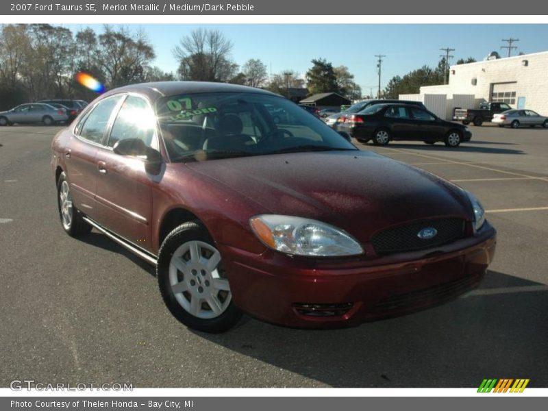 Merlot Metallic / Medium/Dark Pebble 2007 Ford Taurus SE