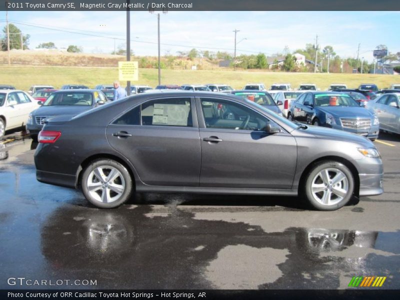 Magnetic Gray Metallic / Dark Charcoal 2011 Toyota Camry SE