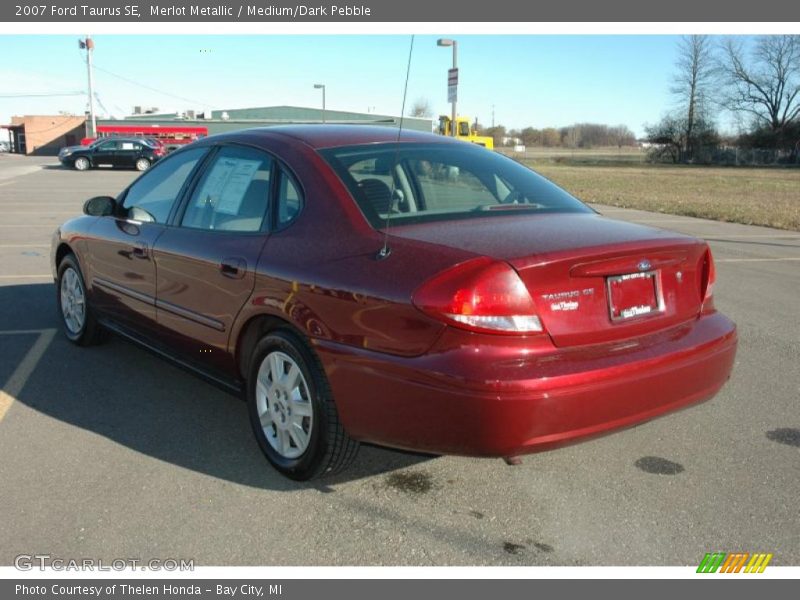 Merlot Metallic / Medium/Dark Pebble 2007 Ford Taurus SE