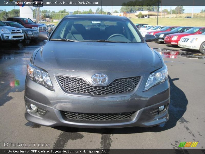 Magnetic Gray Metallic / Dark Charcoal 2011 Toyota Camry SE