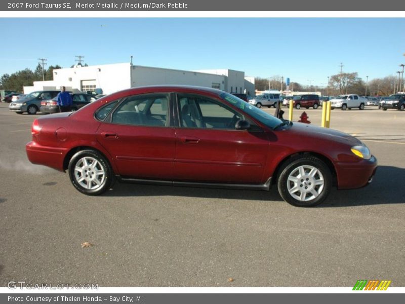 Merlot Metallic / Medium/Dark Pebble 2007 Ford Taurus SE