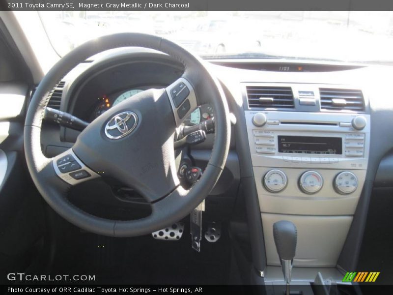 Magnetic Gray Metallic / Dark Charcoal 2011 Toyota Camry SE