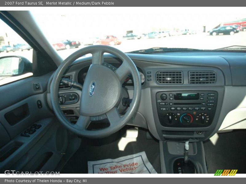 Merlot Metallic / Medium/Dark Pebble 2007 Ford Taurus SE