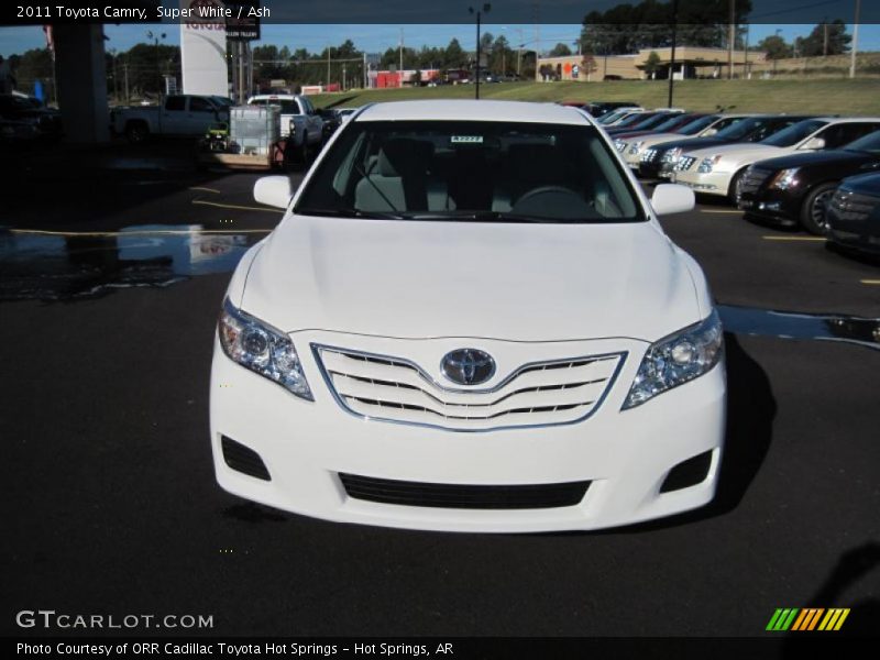Super White / Ash 2011 Toyota Camry